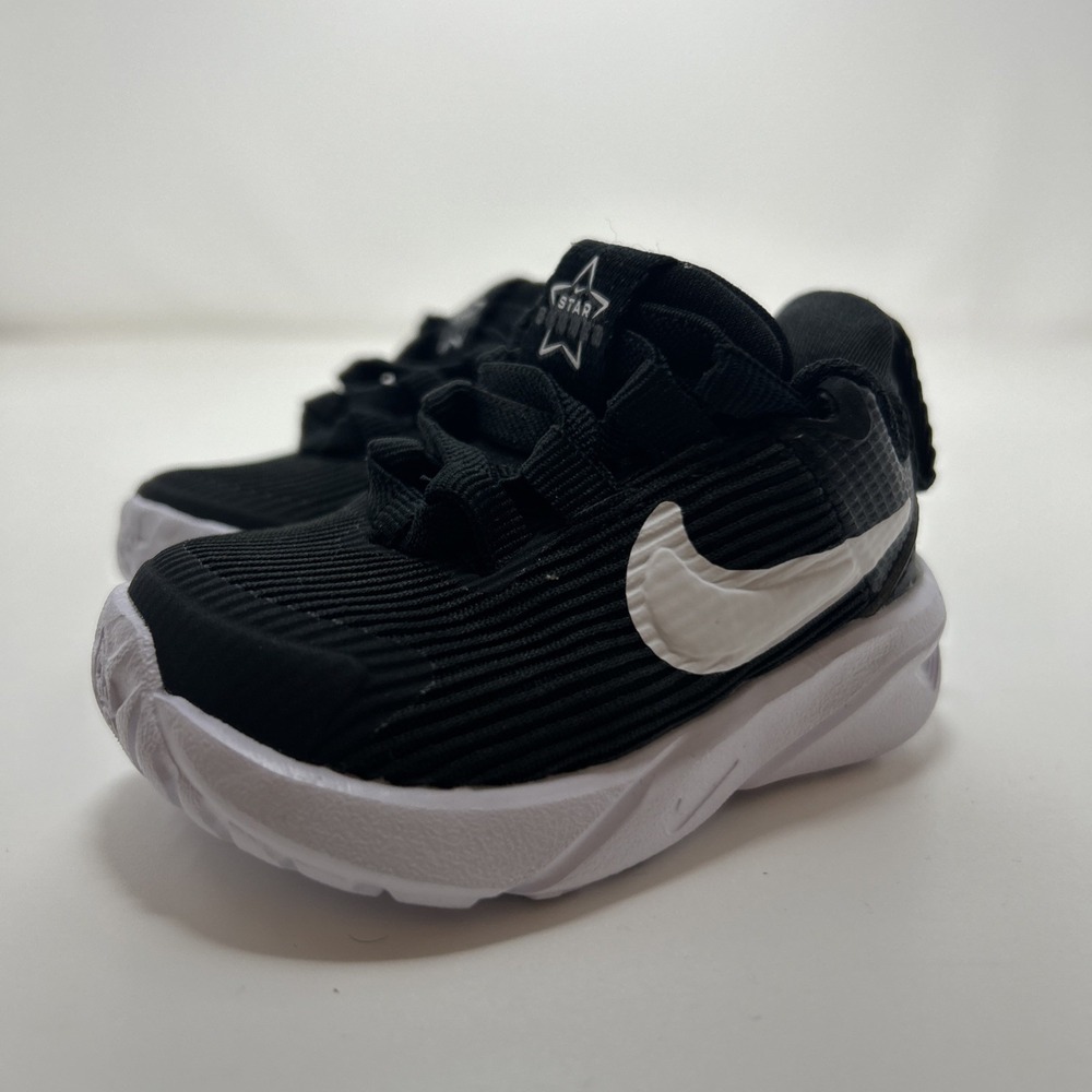 Nike Star Runner 4 Toddler Slip-on Sneakers Size 2C Black/White Running Shoes